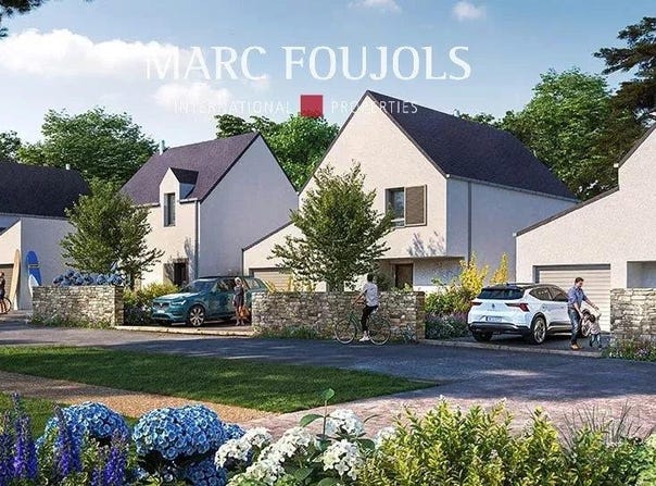 Auray, Brittany 56400