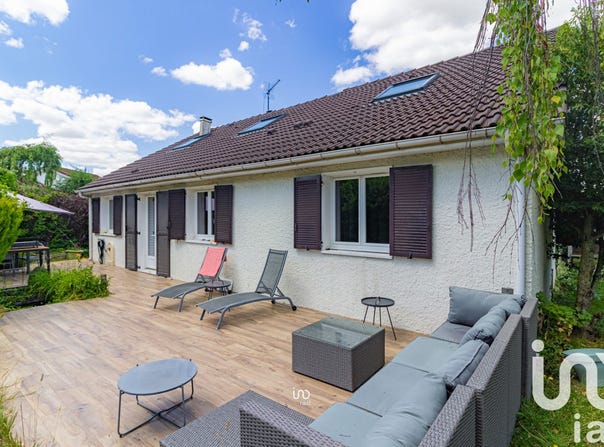 Mareil-sur-Mauldre, Île-de-France 78124