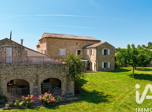 Saint-Michel-d'Euzet, Occitanie 30200