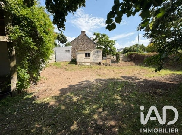 Nivillac, Brittany 56130