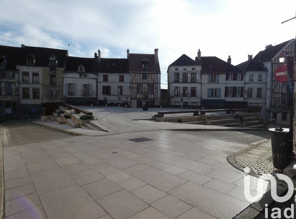 Tonnerre, Bourgogne-Franche-Comté 89700