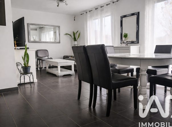 Chambly, Hauts-de-France 60230