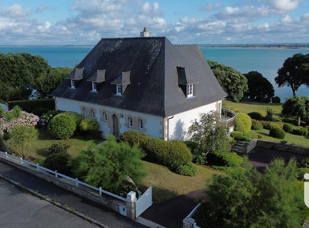 Saint-Méloir-des-Ondes, Brittany 35350