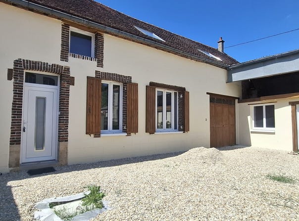 Dixmont, Bourgogne-Franche-Comté 89500