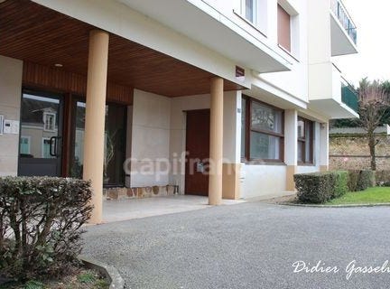NOGENT LE ROTROU, Centre 28400