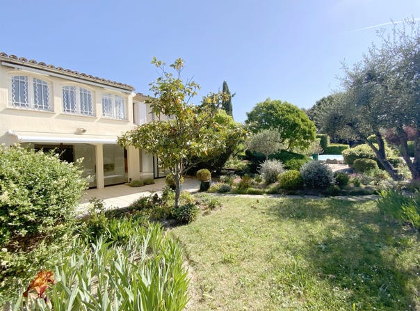 Uzès, Languedoc-Roussillon 30700