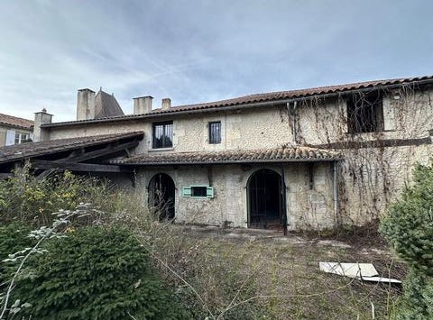 Neuvic, Dordogne