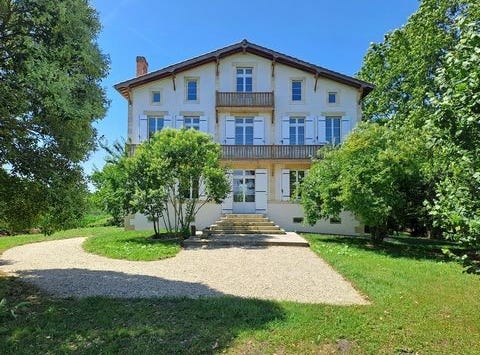 Sainte-Bazeille, Lot-Et-Garonne