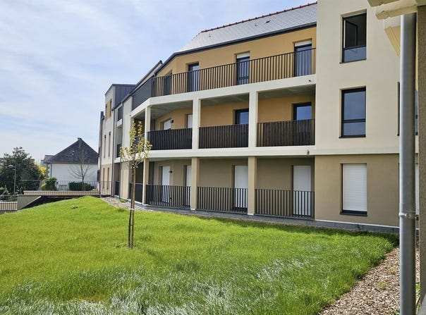 Châteaubourg, Brittany 35220