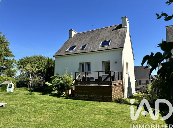 Edern, Brittany 29510