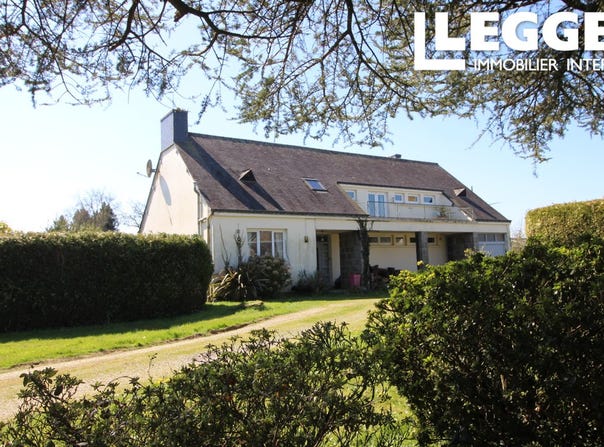 Kergrist, Brittany 56300
