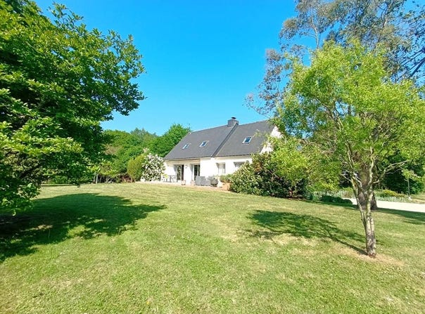 Le Sourn, Brittany 56300