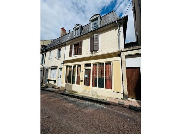 La Charité-sur-Loire, Bourgogne-Franche-Comté 58400