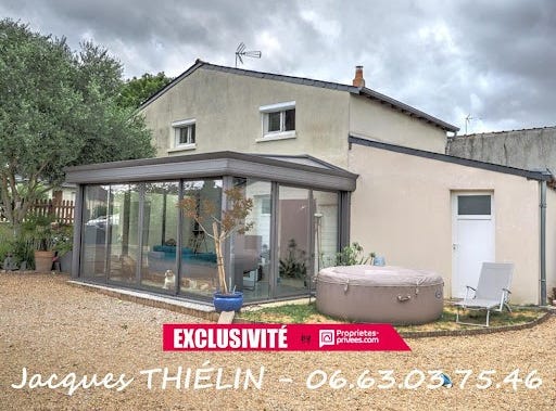 Longué-Jumelles, Pays de la Loire 49160