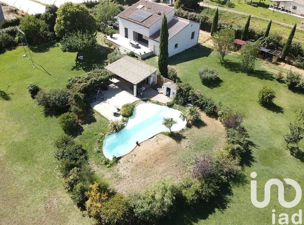 Sénas, Provence-Alpes-Côte d'Azur 13560