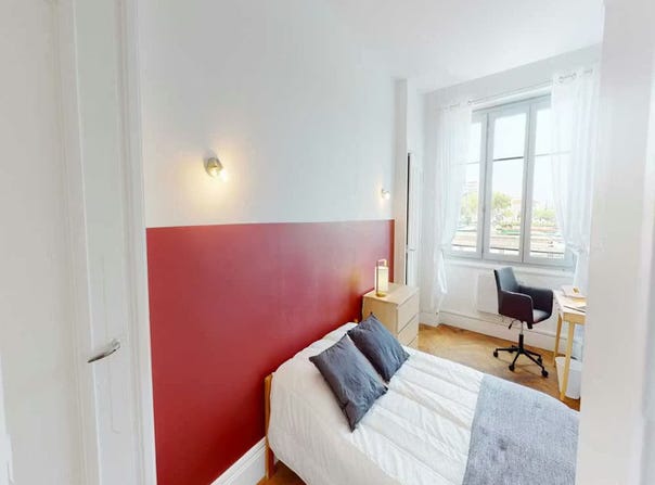 Quai Perrache, Lyon, Auvergne-Rhône-Alpes 69002