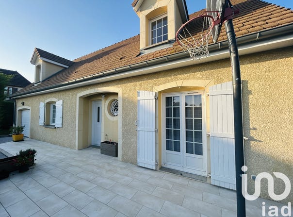 Fragnes, Bourgogne-Franche-Comté 71530