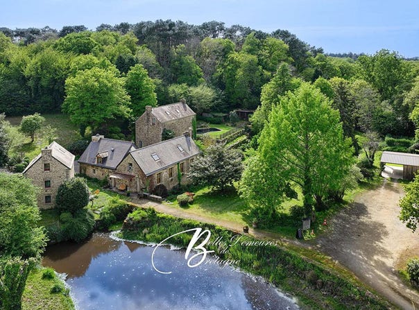 Locoal-Mendon, Brittany 56550