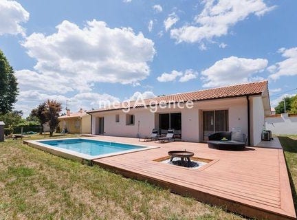 Vayres, Aquitaine 33870