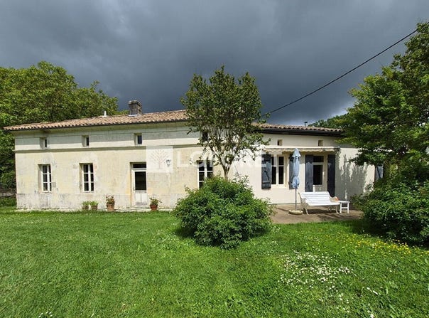 Mirambeau, Poitou-Charentes 17150