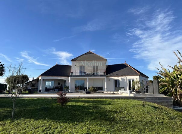 Nay, Pyrénées-Atlantiques 64800