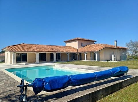 Orival, Poitou-Charentes 16210
