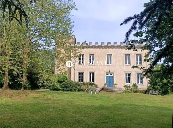 Confolens, Poitou-Charentes 16500