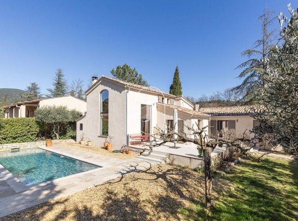 Lourmarin, Provence-Alpes-Côte-d'Azur 84160