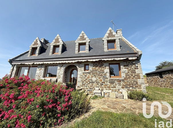 Pléneuf-Val-André, Brittany 22370