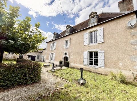 LUCHAPT, Poitou-Charentes 86430