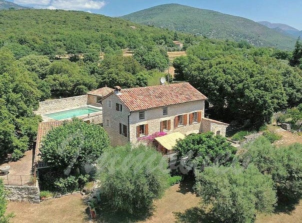Mons, Provence-Alpes-Côte-d'Azur 83440