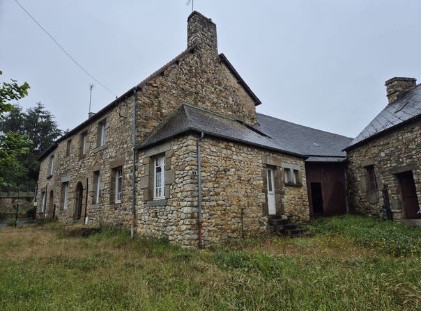 Saint-Georges-de-Chesné, Brittany 35140