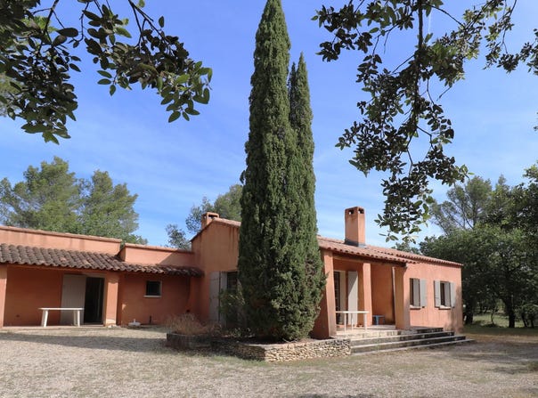 Roussillon, Vaucluse 84220
