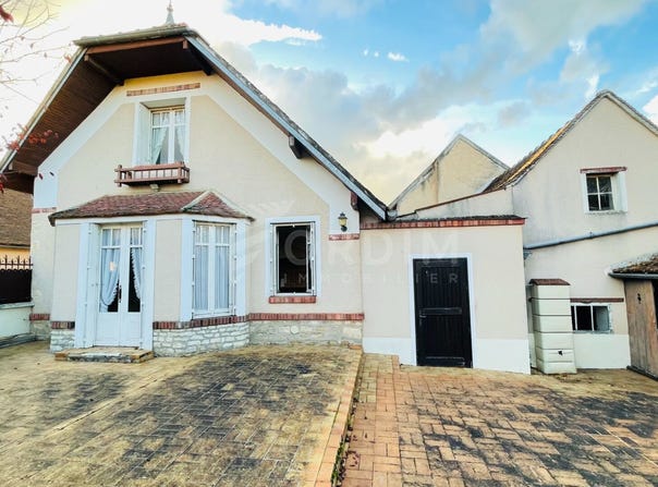 Maligny, Burgundy 89800