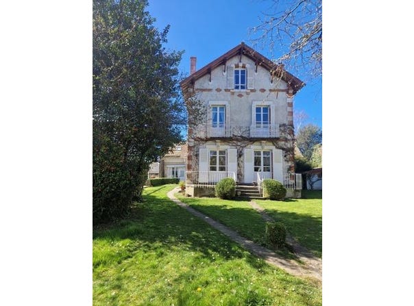 Saint-Gervais-d'Auvergne, Auvergne 63390