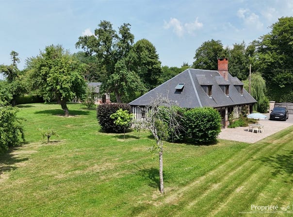 Bernay, Upper Normandy 27300