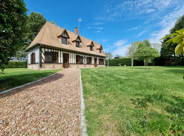 Bernay, Upper Normandy 27300
