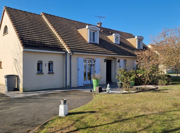 Roézé-sur-Sarthe, Pays de la Loire 72210