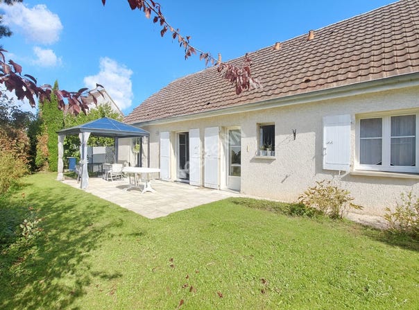 Crissey, Burgundy 71530