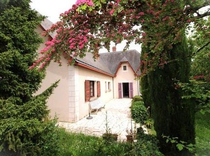 BAUGE, Pays de la Loire 49150