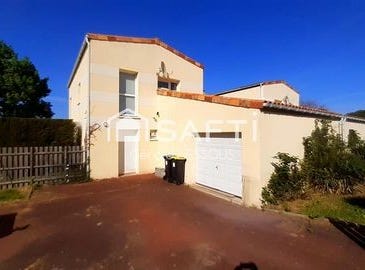 Chauvigny, Poitou-Charentes 86300