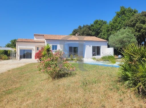 Grignan, Auvergne-Rhône-Alpes 26230