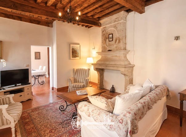 Uzès, Languedoc-Roussillon 30700