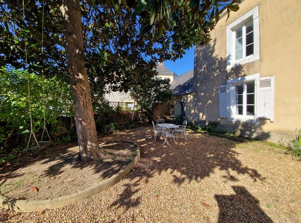 Parennes, Pays de la Loire 72140