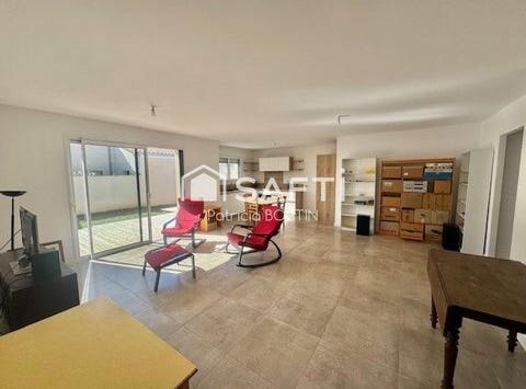 Niort, Poitou-Charentes 79000