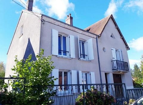 Éguzon-Chantôme, Centre 36270