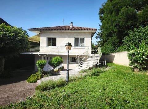 Poitiers, Poitou-Charentes 86000