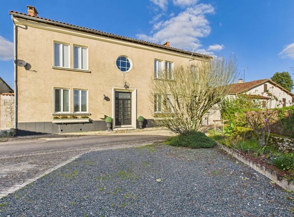 Barro, Poitou-Charentes 16700
