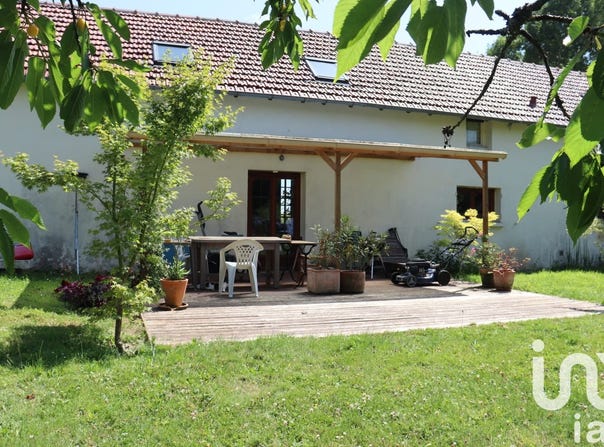 Jouy-sous-Thelle, Hauts-de-France 60240