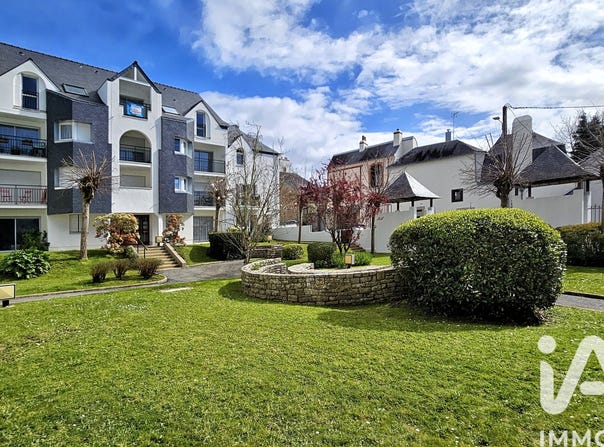 Vannes, Brittany 56000
